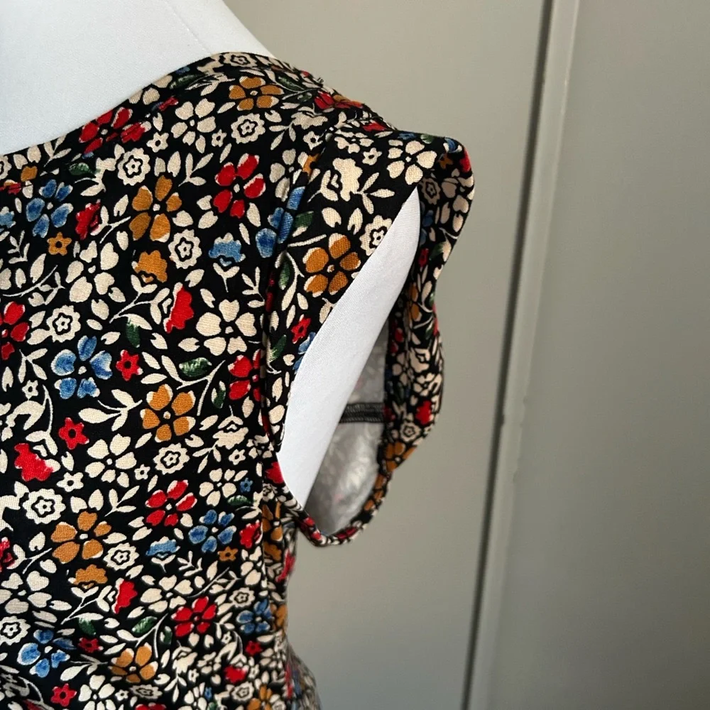 Maeve by Anthropologie Cap Sleeve Floral Print Tie Waist Back Wrap Blouse - Picture 4 of 14